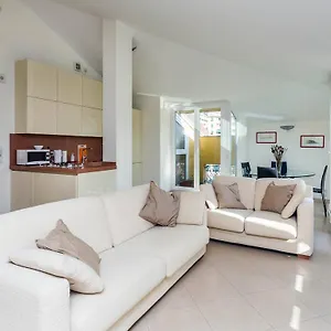 libra.hotelitalianriviera.com/