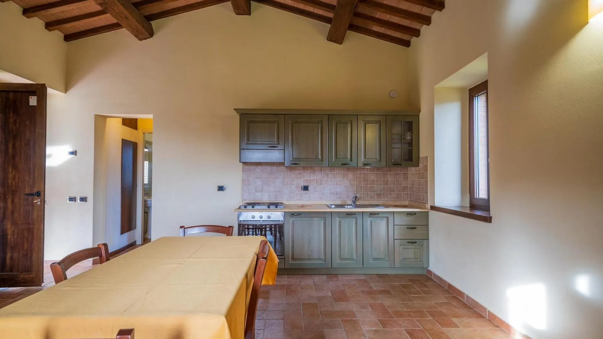 Farm stay Agriturismo Borgo Biaia Camporgiano