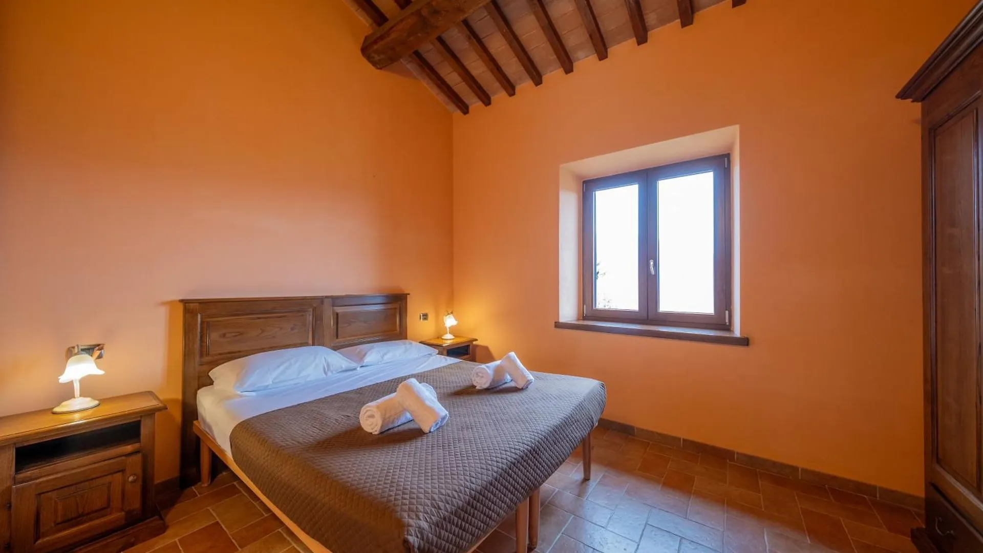 Agriturismo Borgo Biaia Camporgiano Farm stay