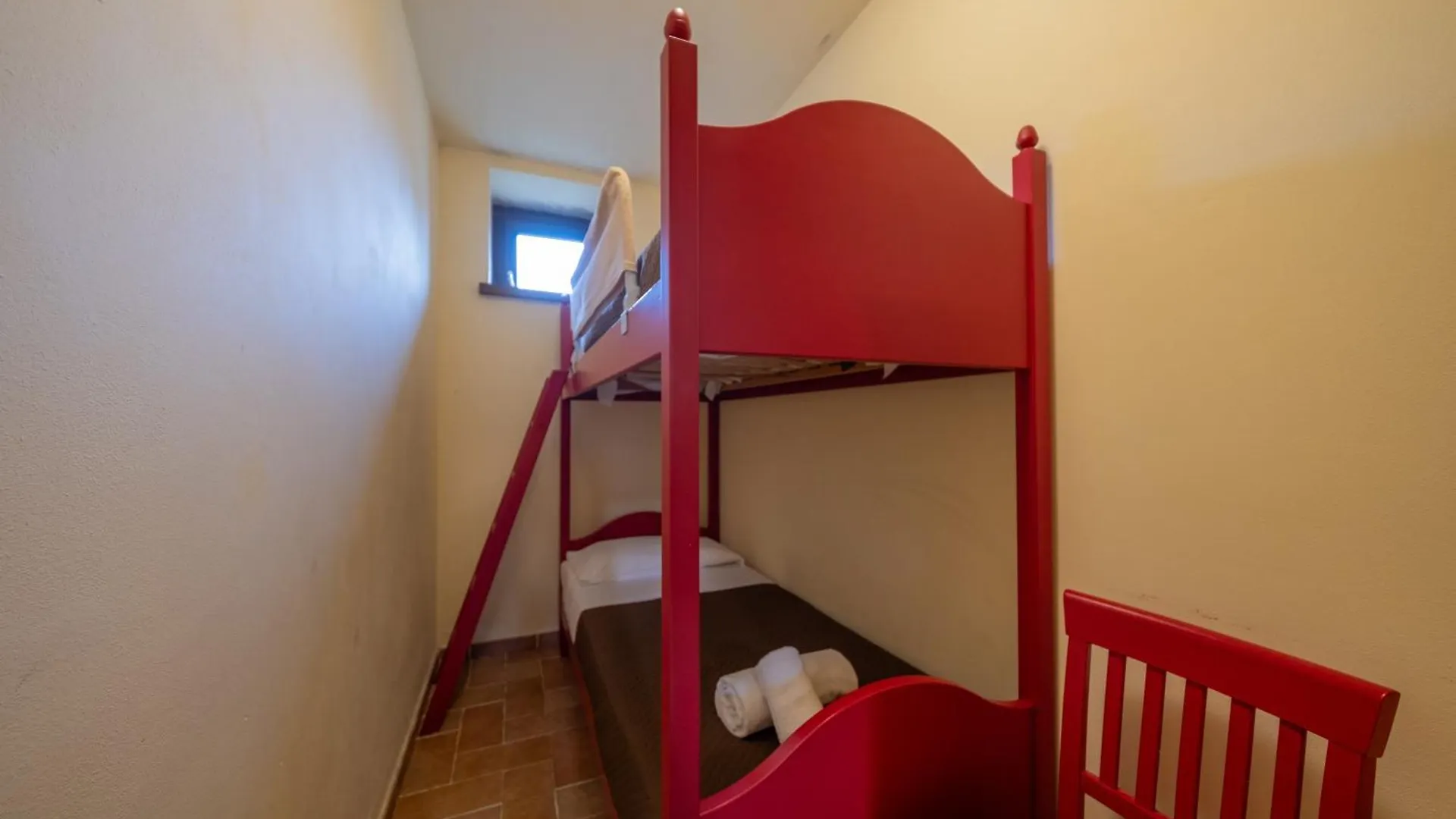 Agriturismo Borgo Biaia Camporgiano Farm stay
