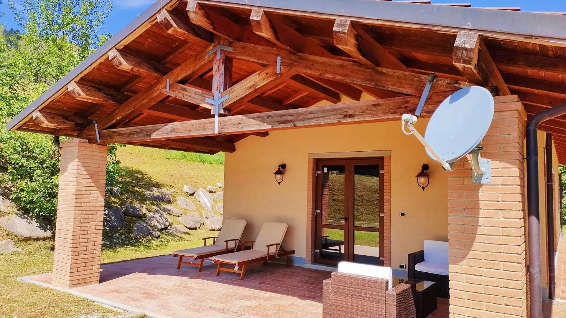 Agriturismo Borgo Biaia Camporgiano 0*,