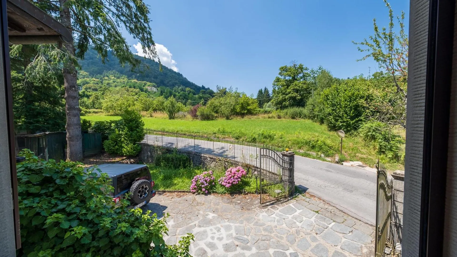 Farm stay Agriturismo Borgo Biaia Camporgiano
