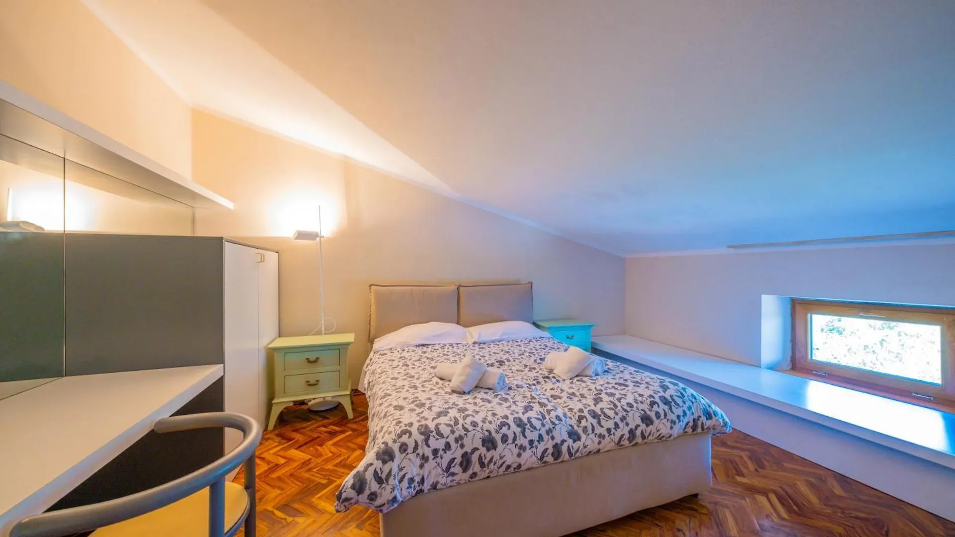 Farm stay Agriturismo Borgo Biaia Camporgiano Italy